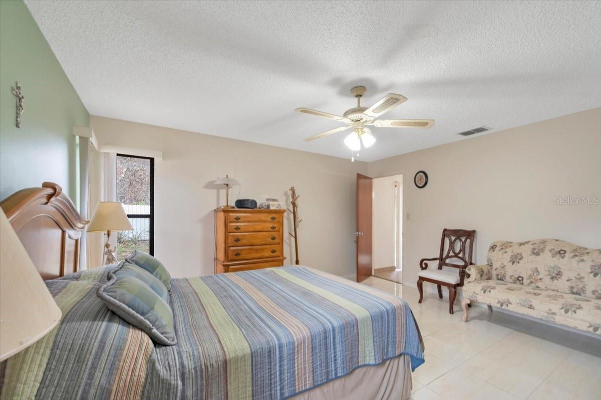 Image 22 of 41 For 711 W Frederick Ave