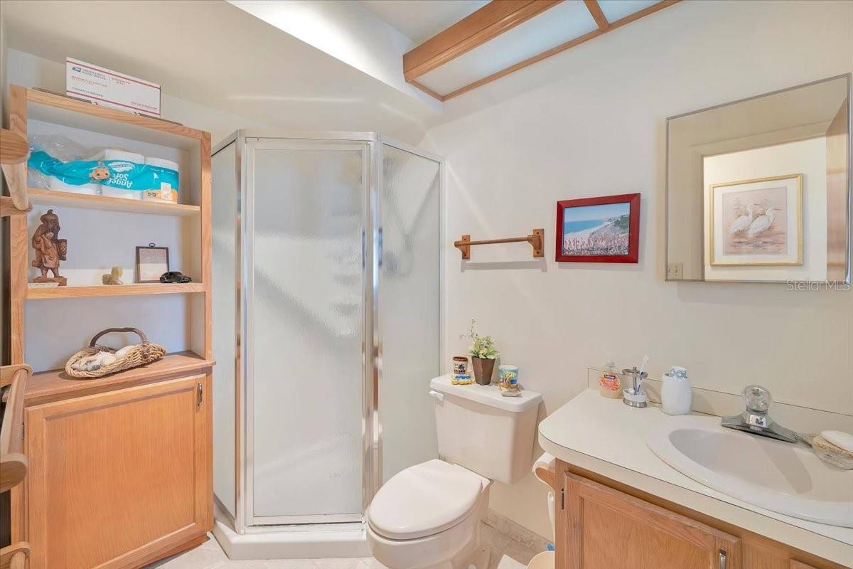 Image 28 of 41 For 711 W Frederick Ave