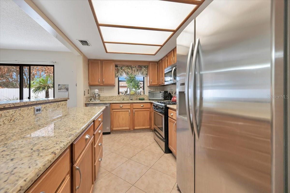 Image 9 of 41 For 711 W Frederick Ave