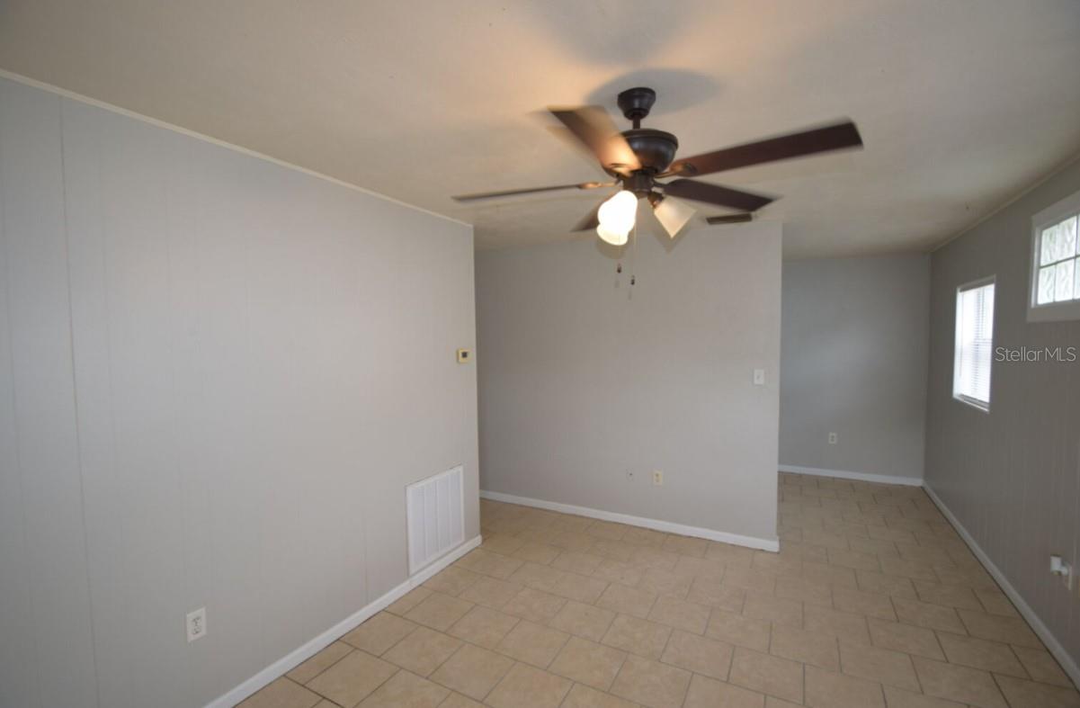 Image 13 of 21 For 1213 Patterson Street