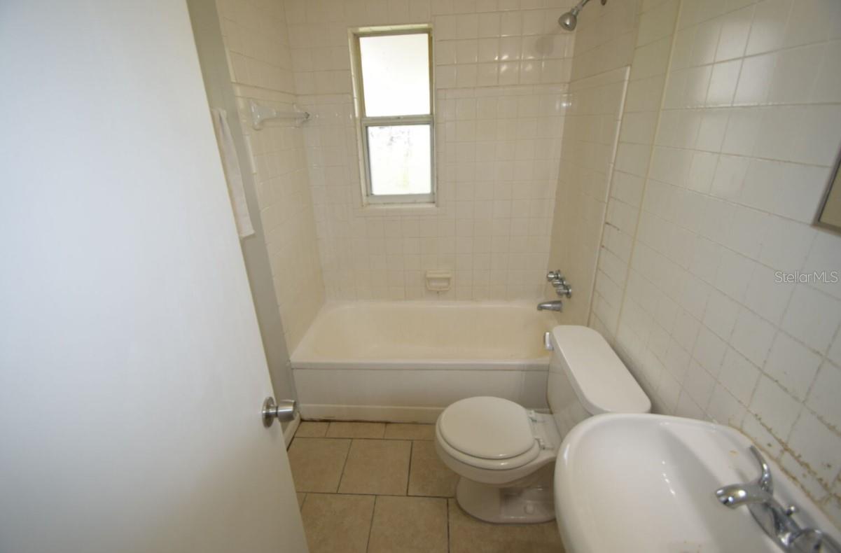 Image 15 of 21 For 1213 Patterson Street