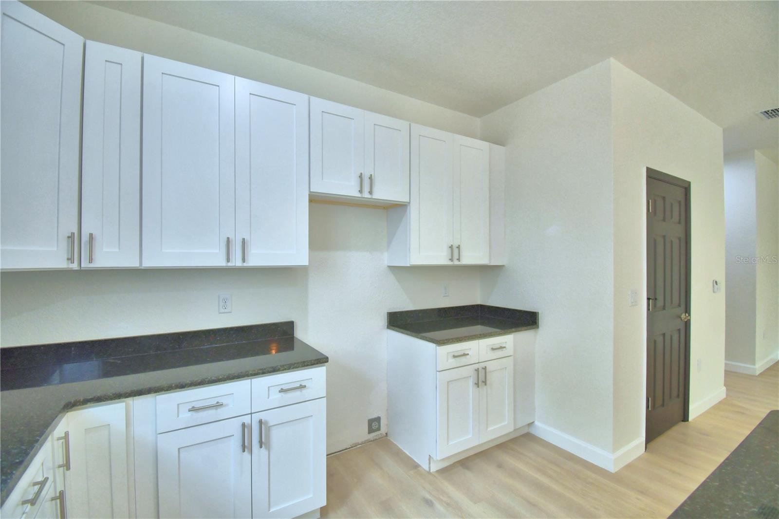 Image 10 of 46 For 2264 Longbottom Road