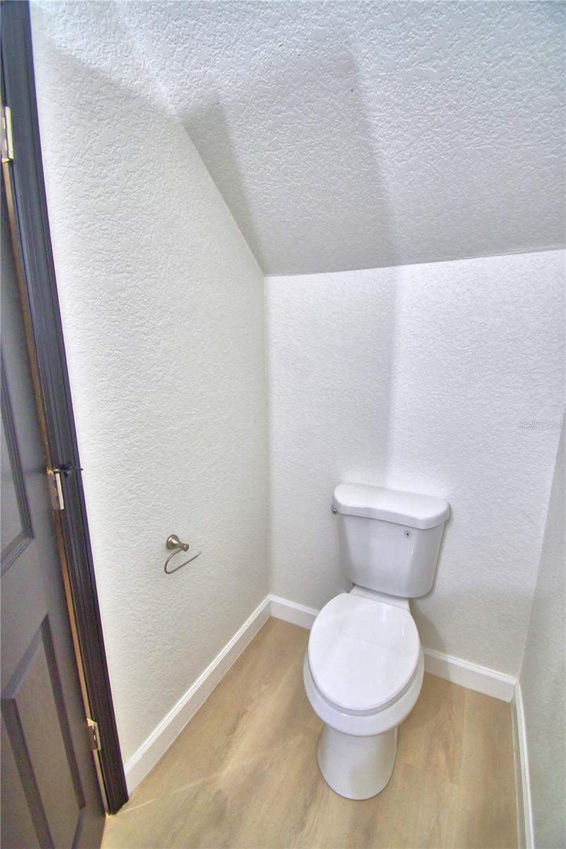 Image 14 of 46 For 2264 Longbottom Road