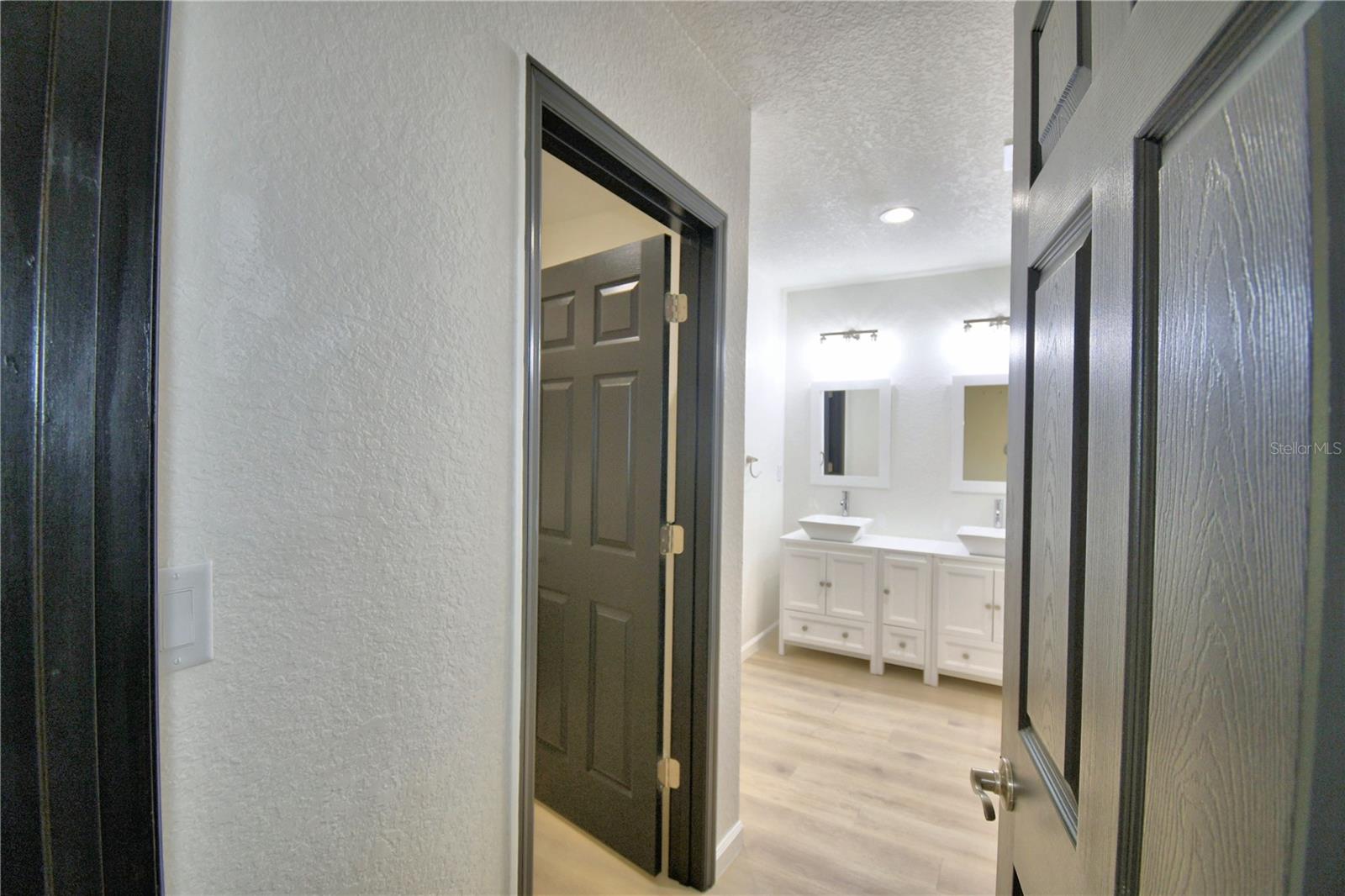 Image 21 of 46 For 2264 Longbottom Road