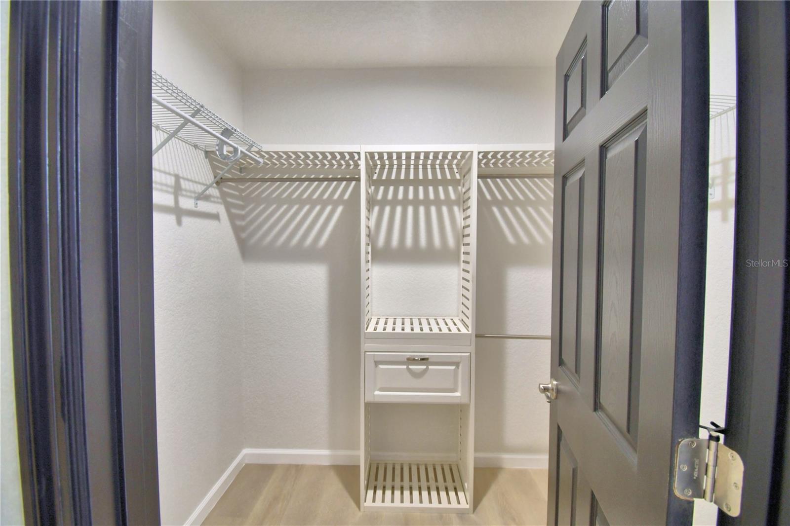 Image 22 of 46 For 2264 Longbottom Road