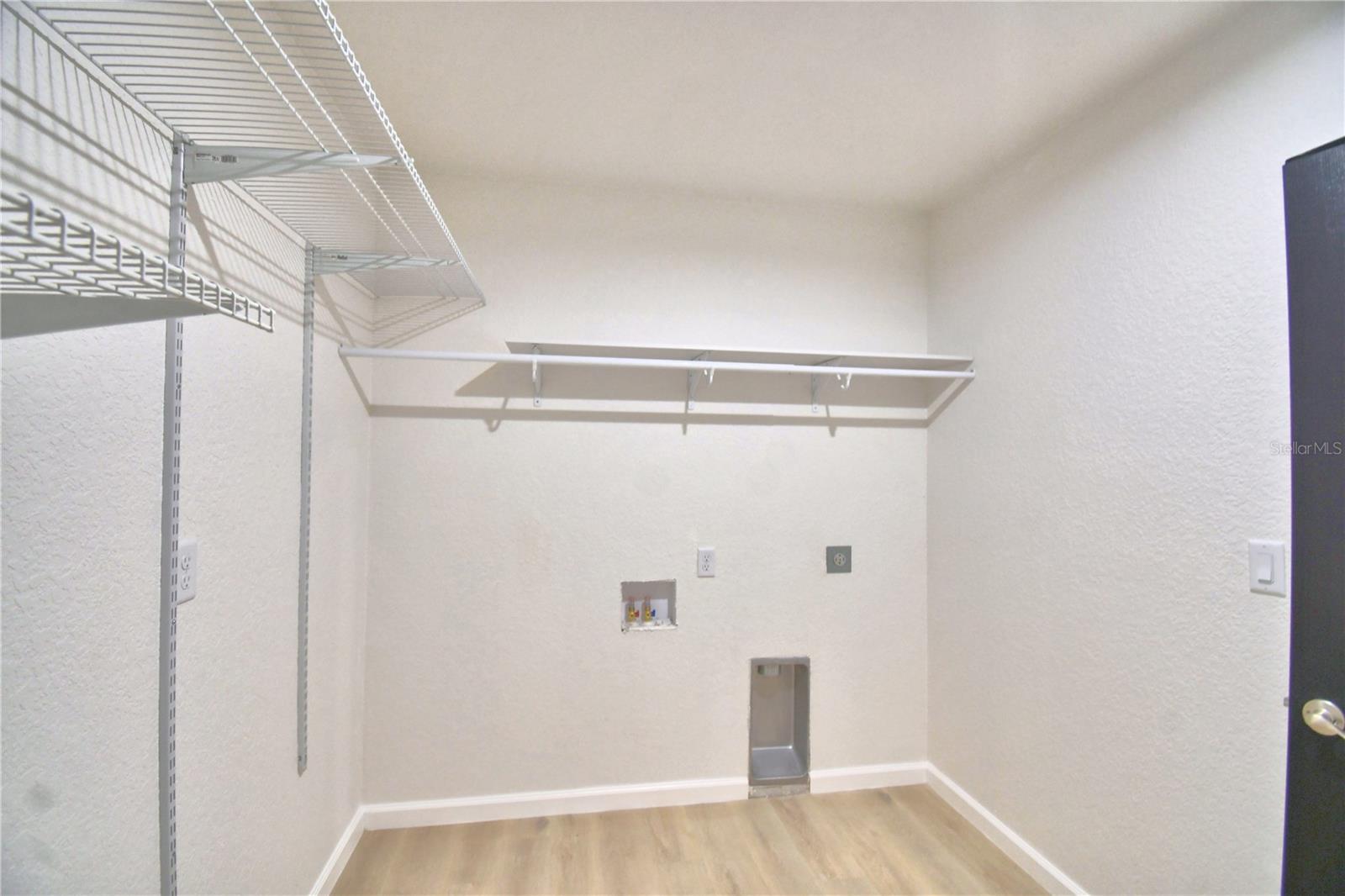 Image 28 of 46 For 2264 Longbottom Road