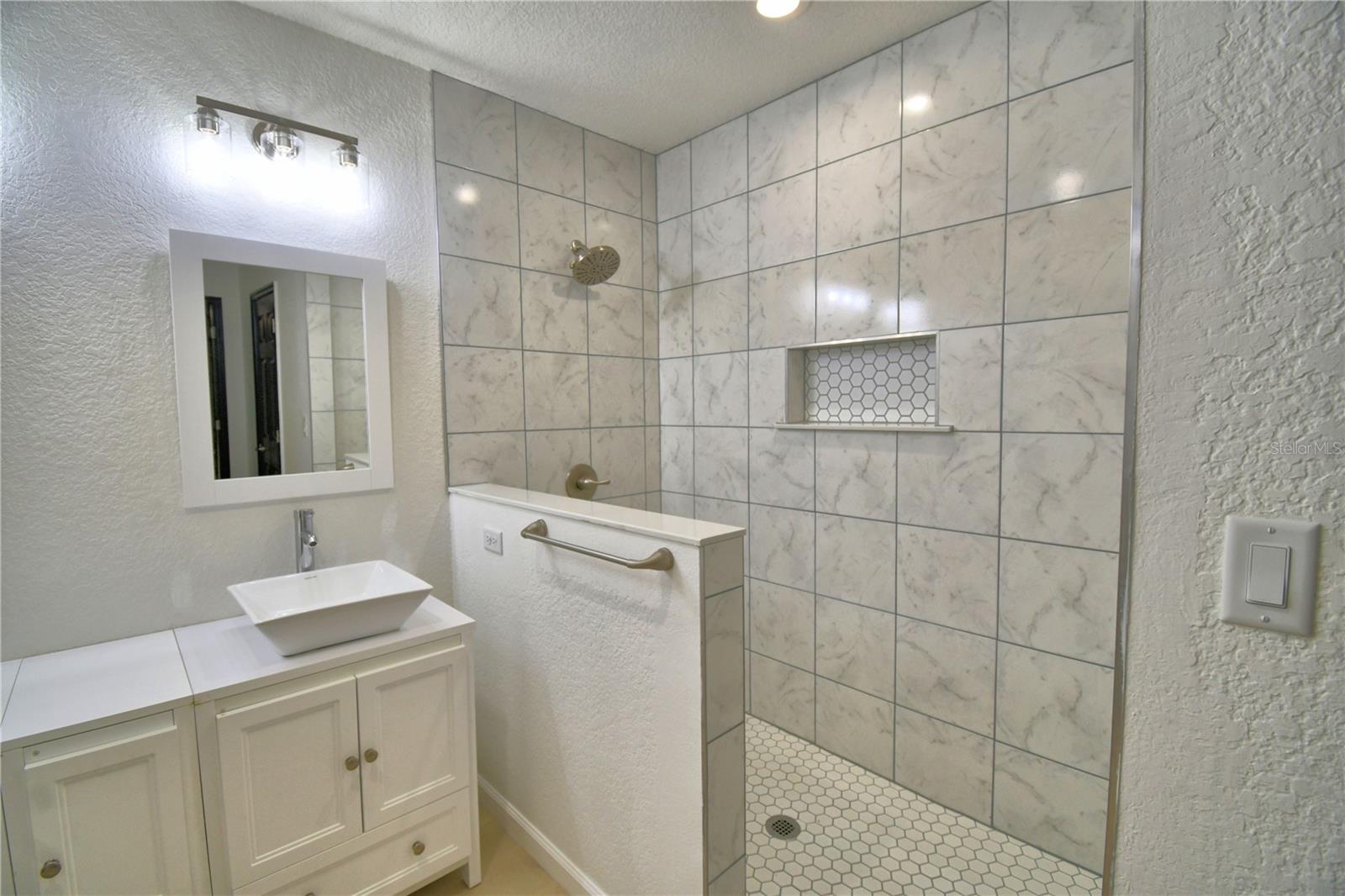 Image 31 of 46 For 2264 Longbottom Road