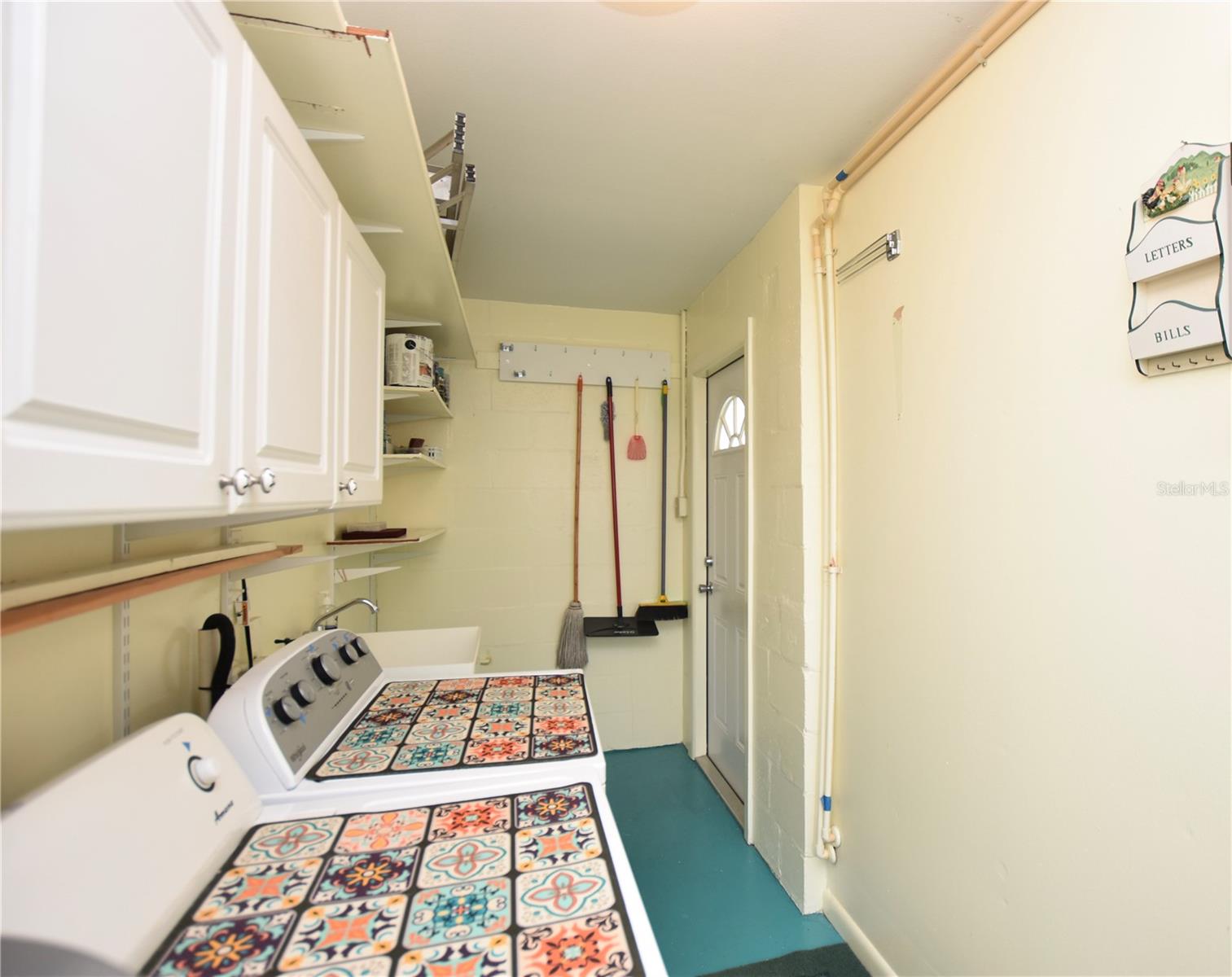 Image 28 of 32 For 3535 Amity Avenue 3535