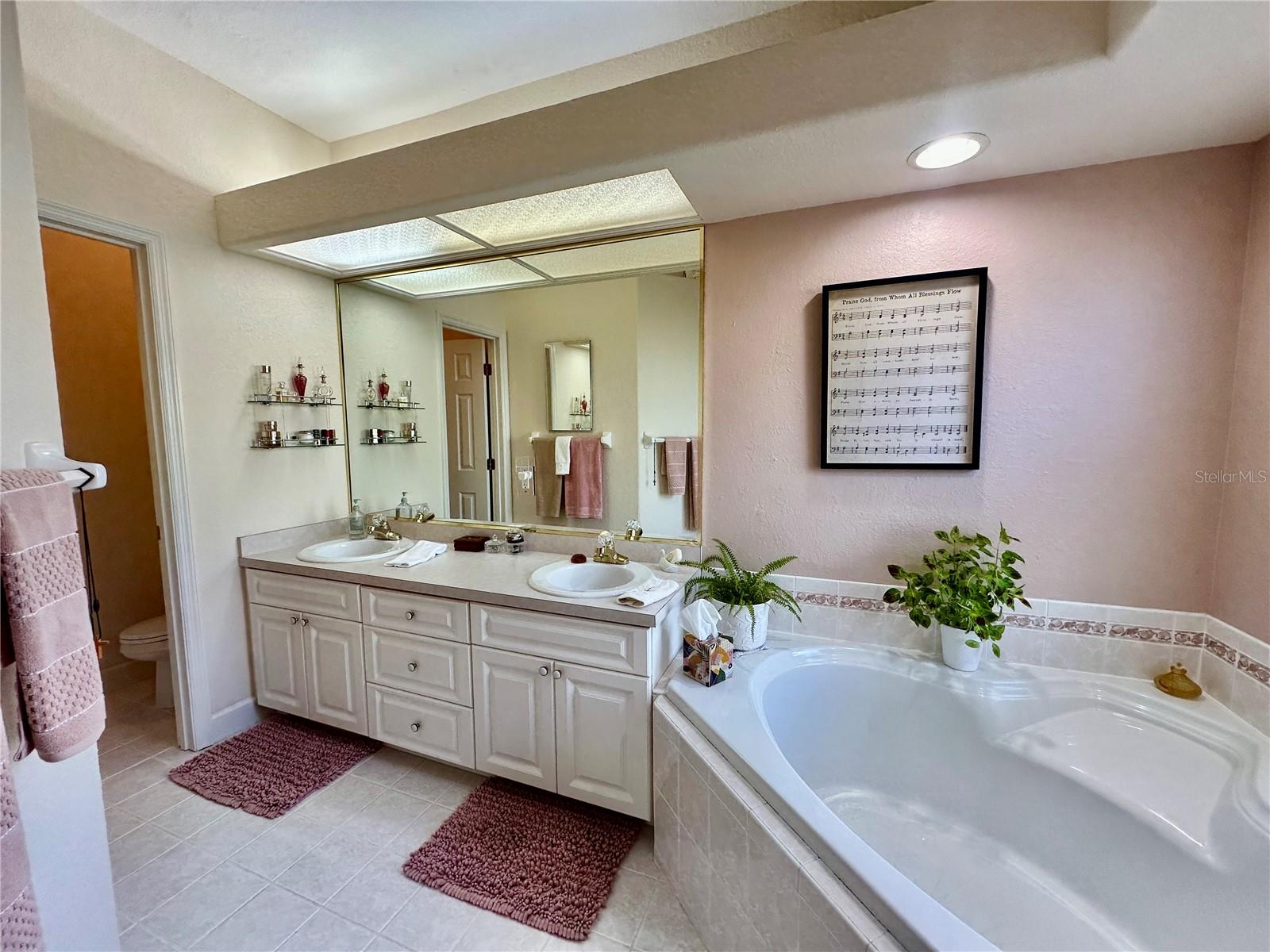 Image 17 of 31 For 357 Ruby Lake Loop