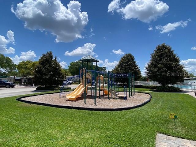 Image 10 of 11 For 16532 Sunshine Avenue