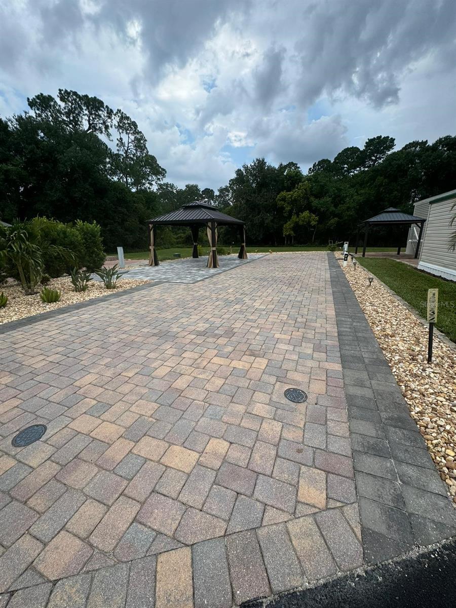 Image 5 of 11 For 16532 Sunshine Avenue