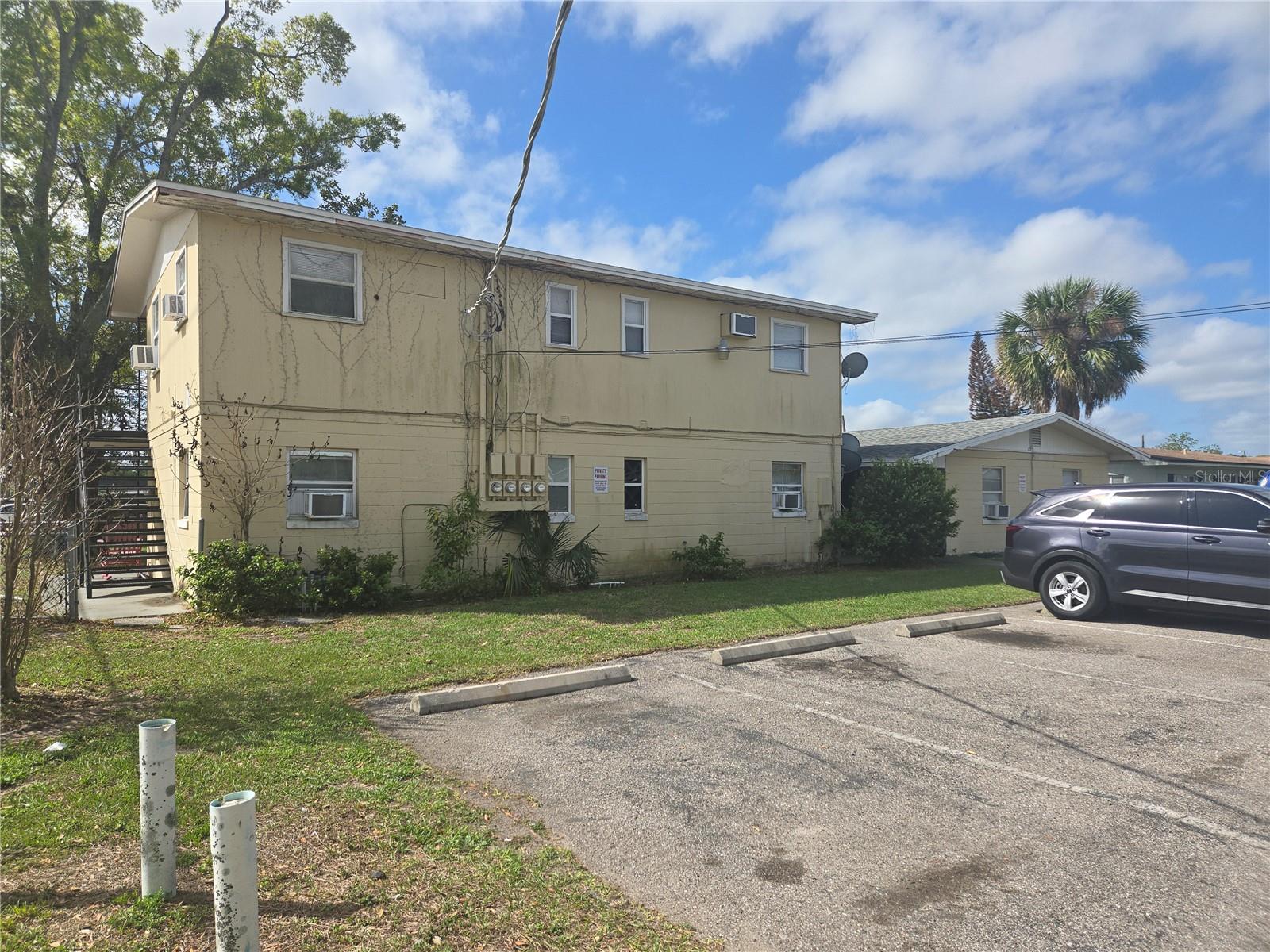 Image 11 of 12 For 953 6th Street Se