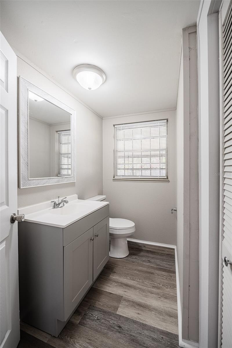 Image 16 of 42 For 510 Carolyn Drive