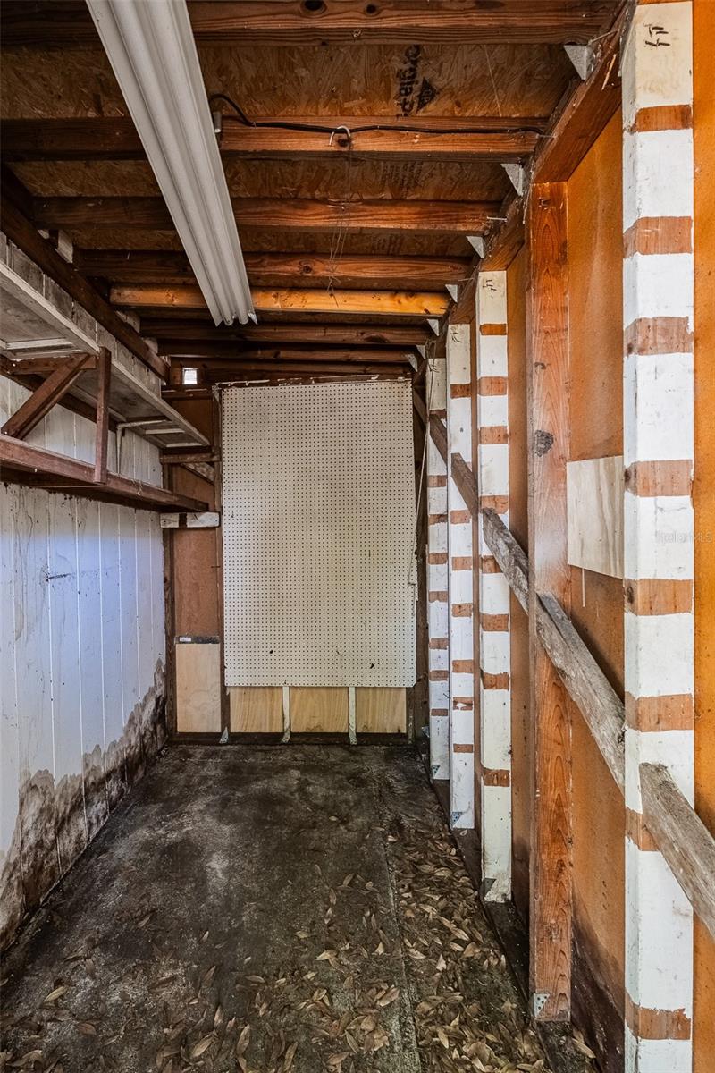 Image 34 of 42 For 510 Carolyn Drive