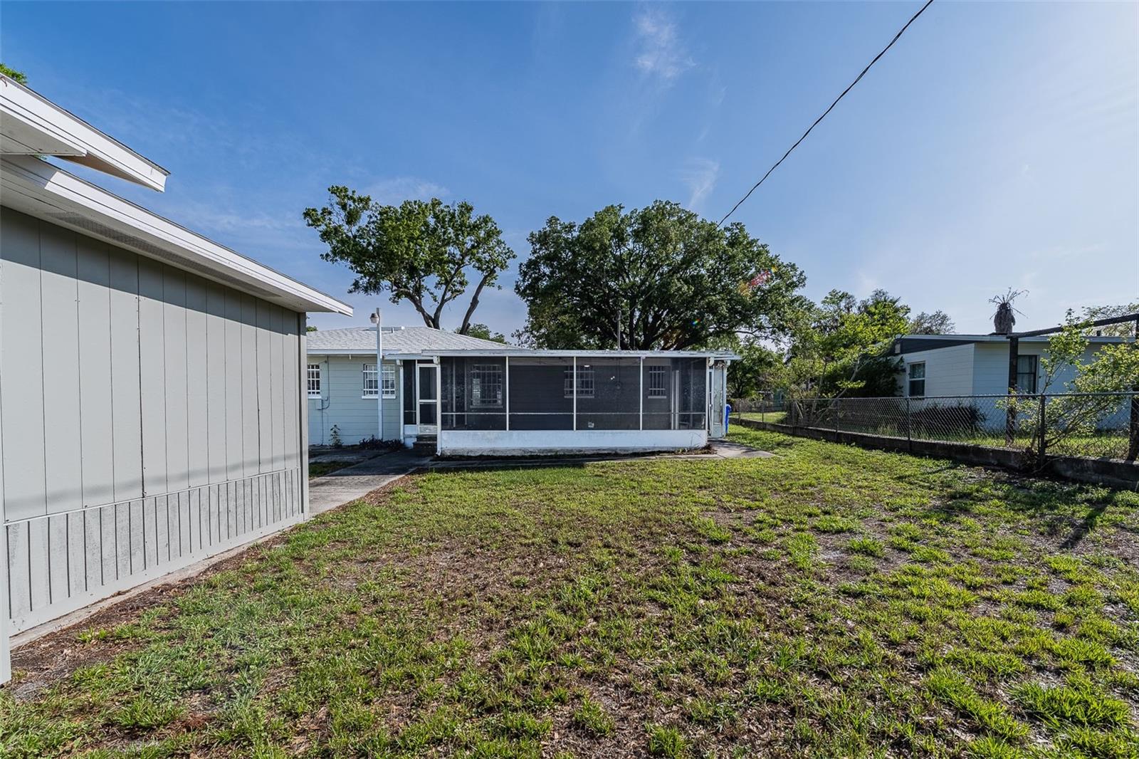 Image 36 of 42 For 510 Carolyn Drive