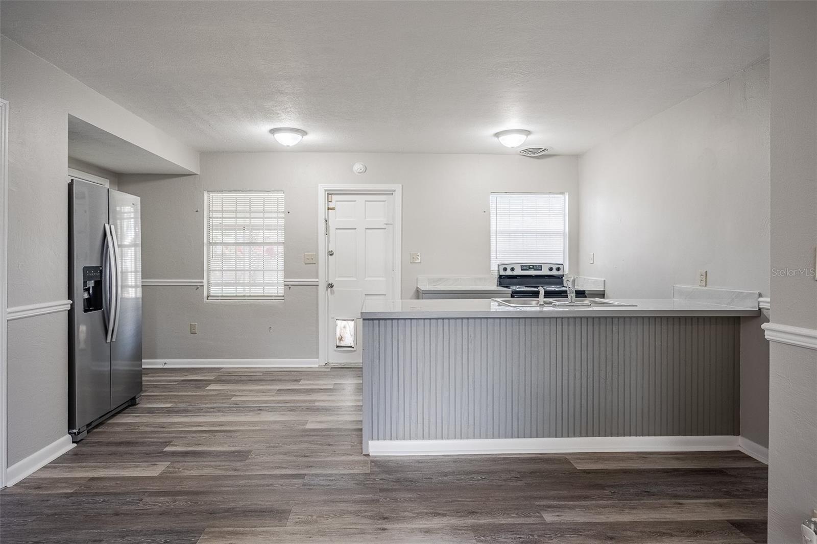 Image 7 of 42 For 510 Carolyn Drive