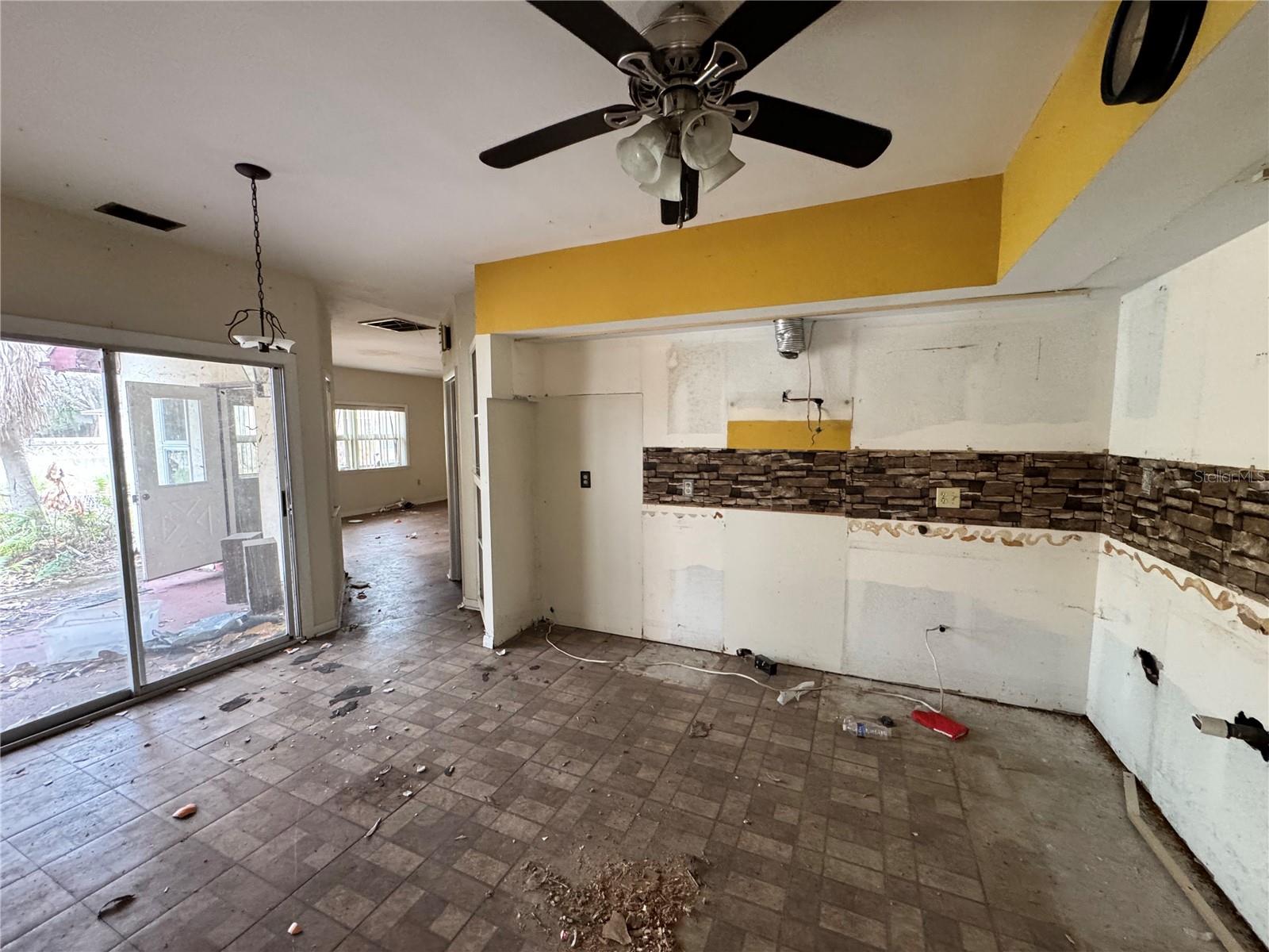 Image 15 of 15 For 1450 Lake Cannon Drive Nw