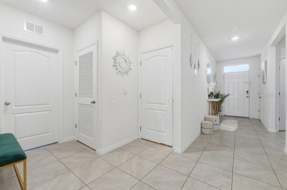 Image 4 of 36 For 807 Auburn Grove Court