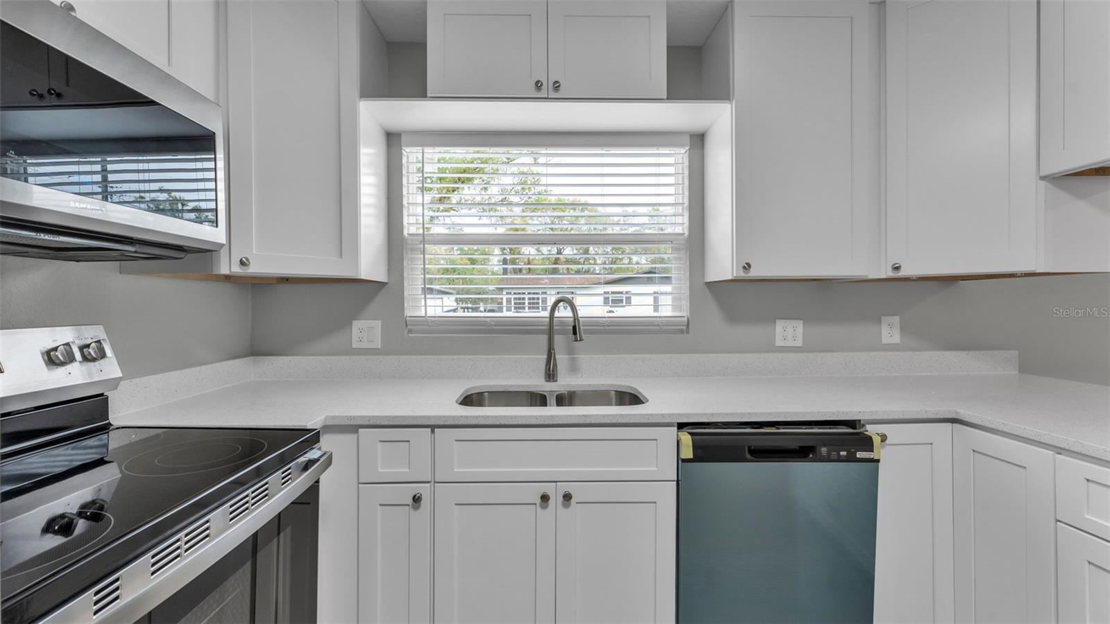 Image 7 of 23 For 2504 Cresap Street