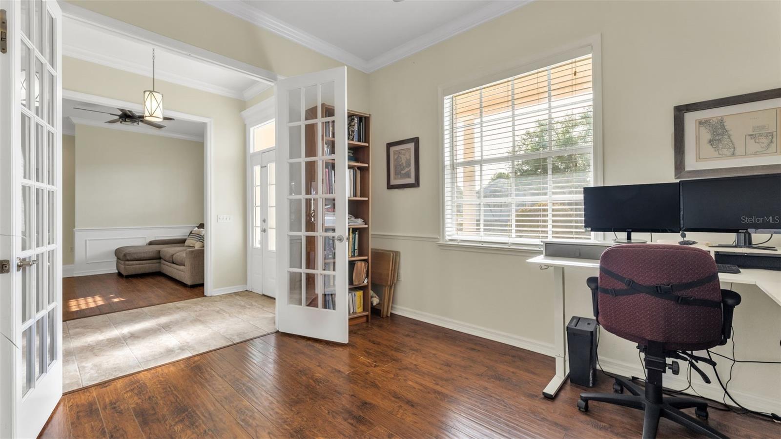 Image 12 of 62 For 6764 High Knoll Drive