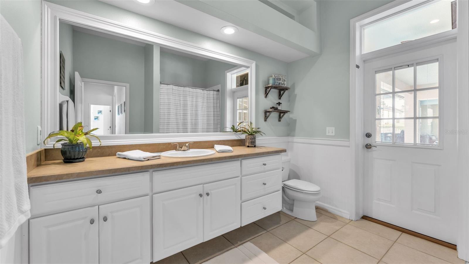 Image 38 of 62 For 6764 High Knoll Drive