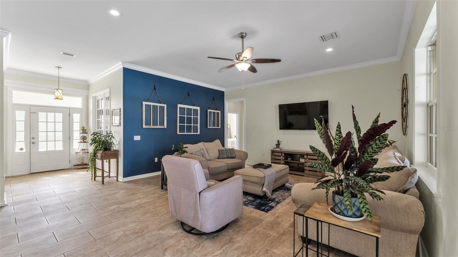 Image 4 of 62 For 6764 High Knoll Drive