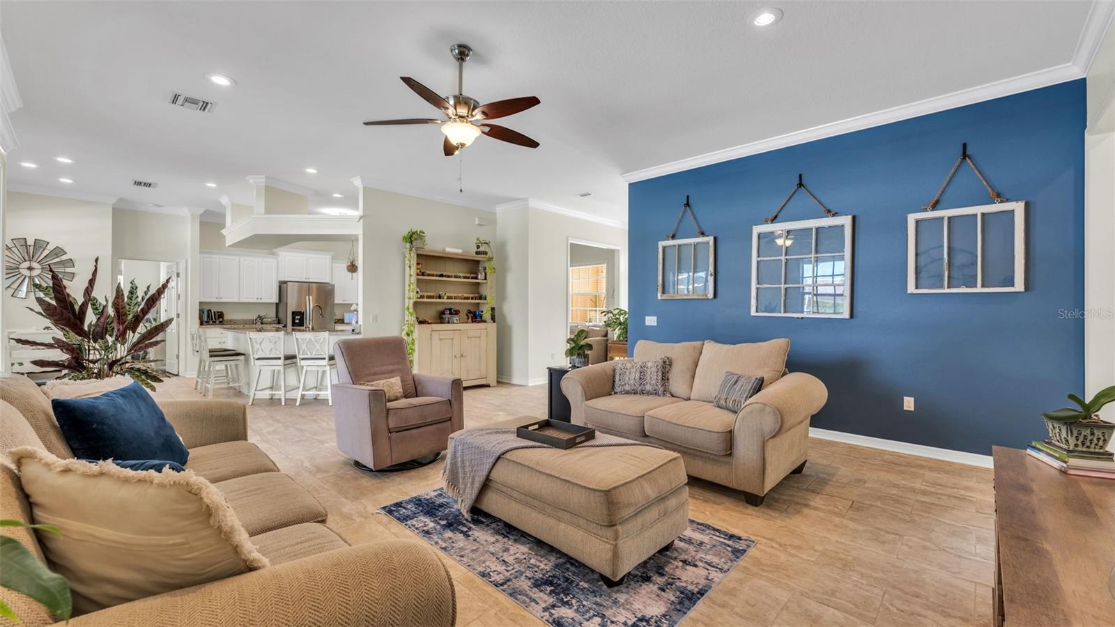 Image 5 of 62 For 6764 High Knoll Drive