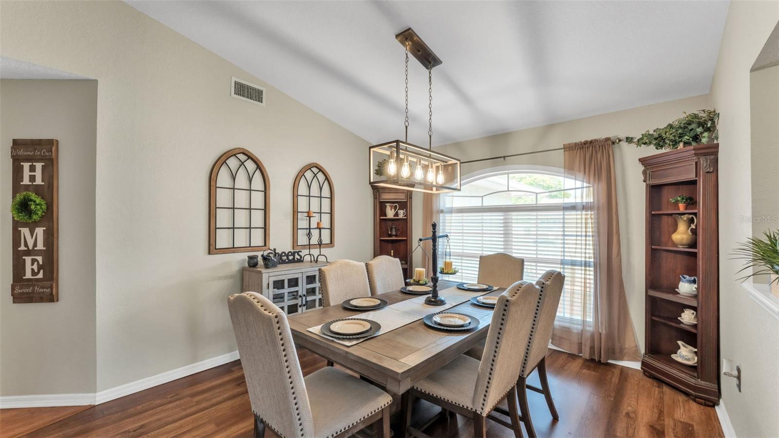 Image 3 of 55 For 538 Powder Horn Row