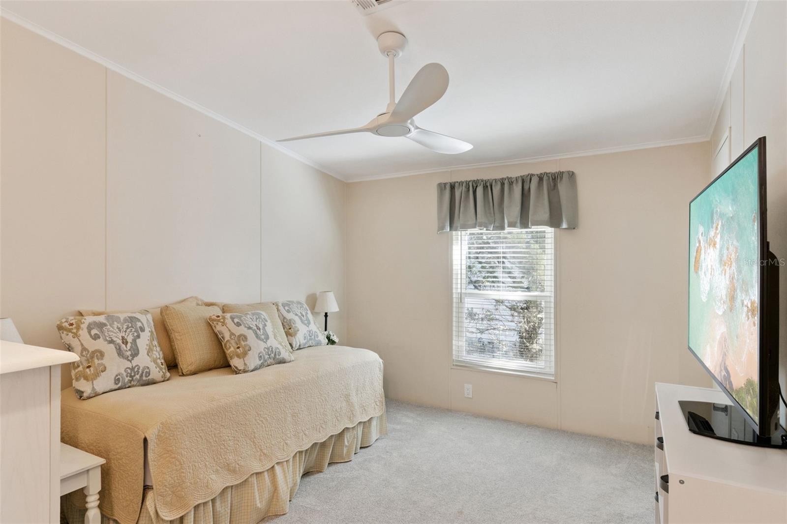 Image 21 of 44 For 8568 Breeze Hill Drive