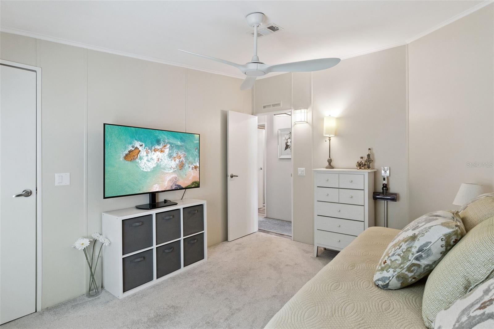 Image 22 of 44 For 8568 Breeze Hill Drive