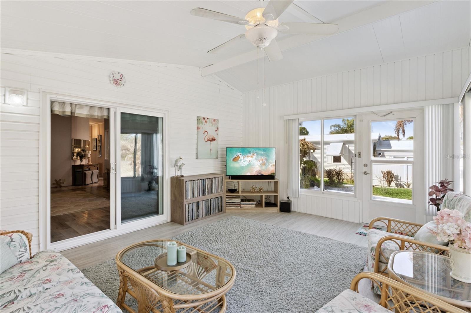 Image 29 of 44 For 8568 Breeze Hill Drive