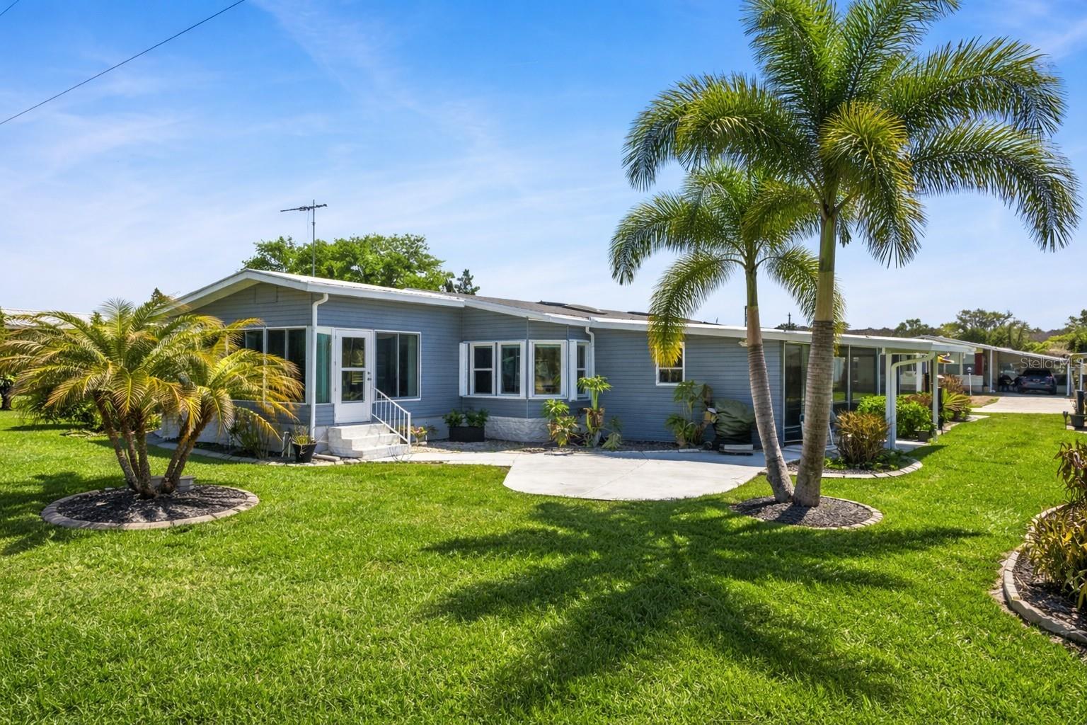 Image 35 of 44 For 8568 Breeze Hill Drive