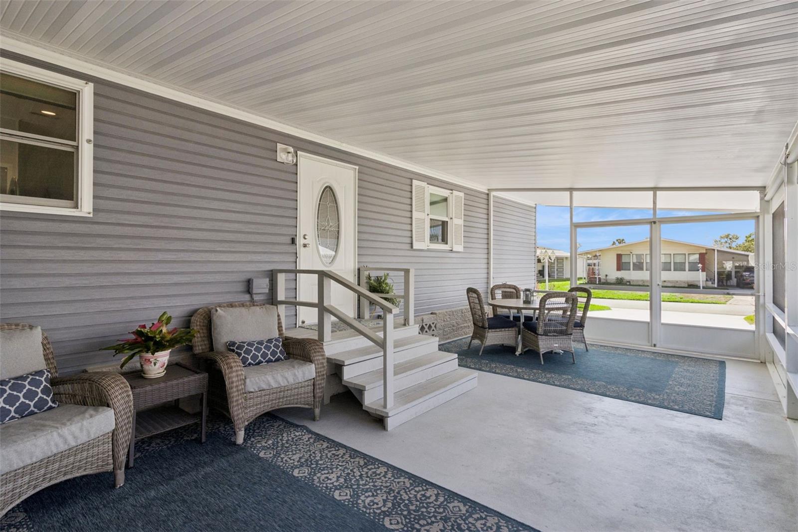 Image 4 of 44 For 8568 Breeze Hill Drive