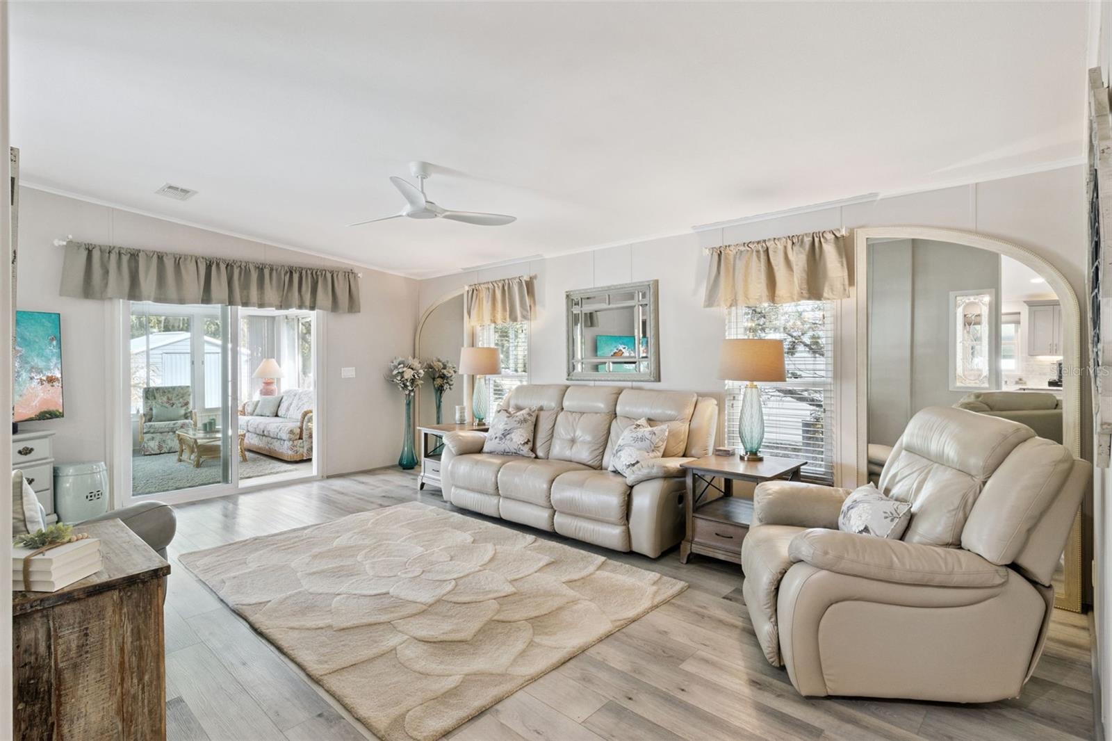 Image 7 of 44 For 8568 Breeze Hill Drive