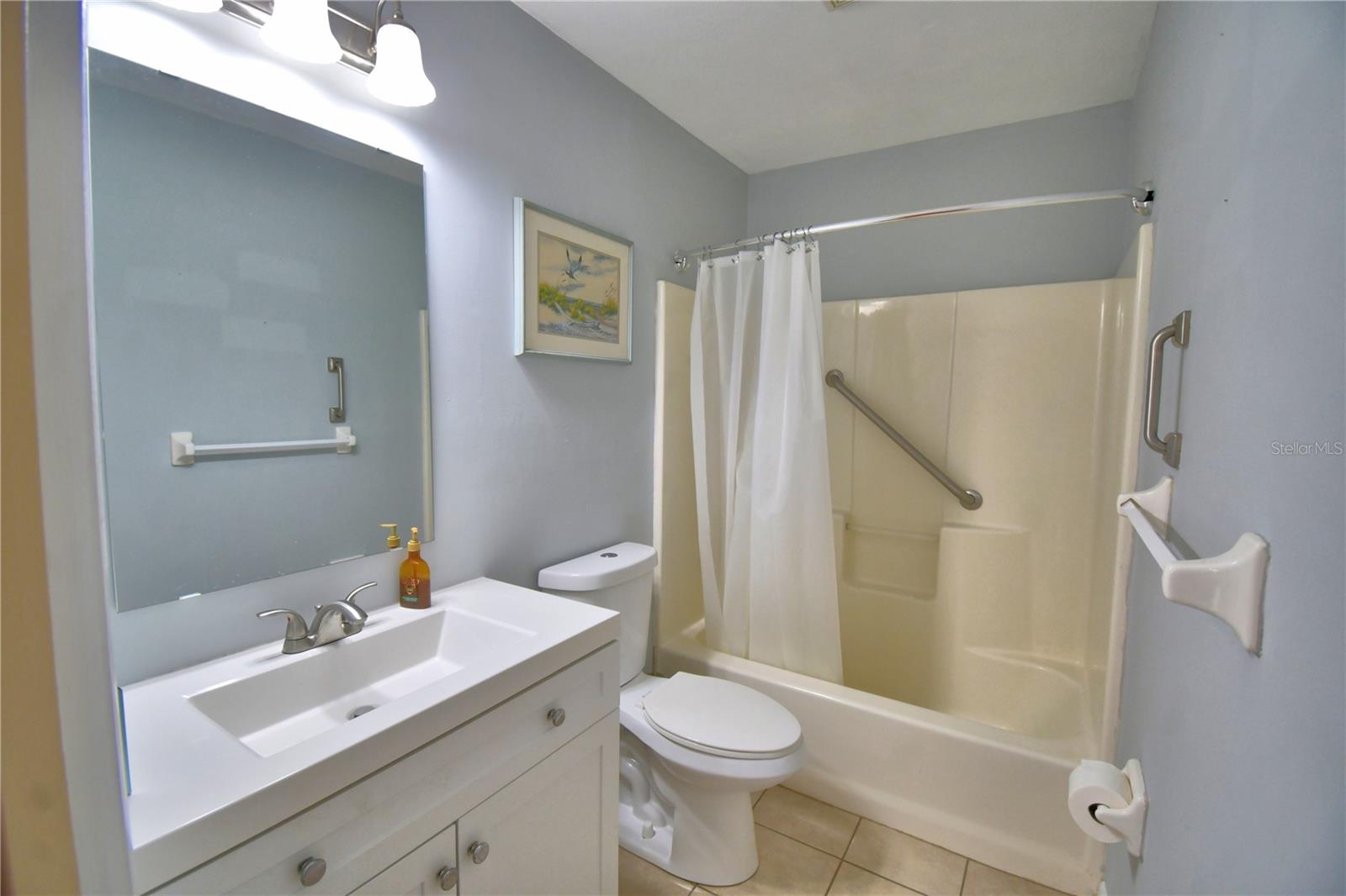 Image 37 of 58 For 1690 Colonnades Circle N