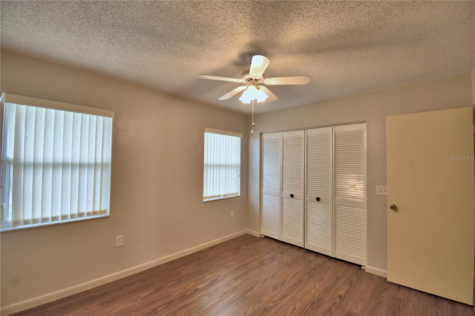 Image 41 of 58 For 1690 Colonnades Circle N