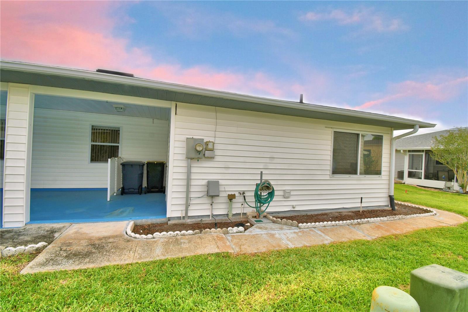 Image 46 of 58 For 1690 Colonnades Circle N