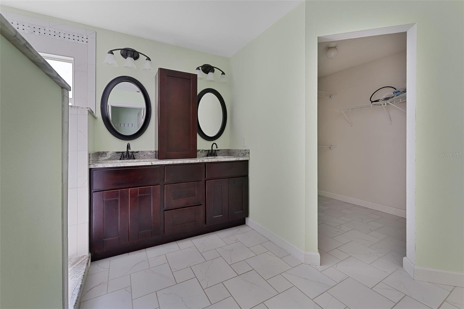 Image 17 of 35 For 3502 Innisbrook Drive