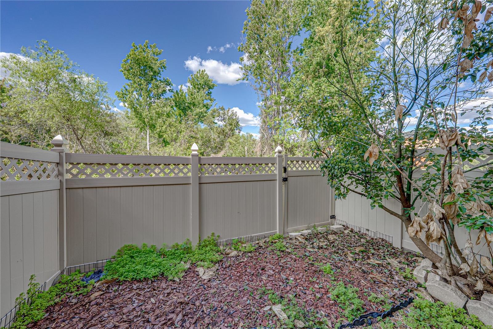 Image 31 of 40 For 30131 Mossbank Drive