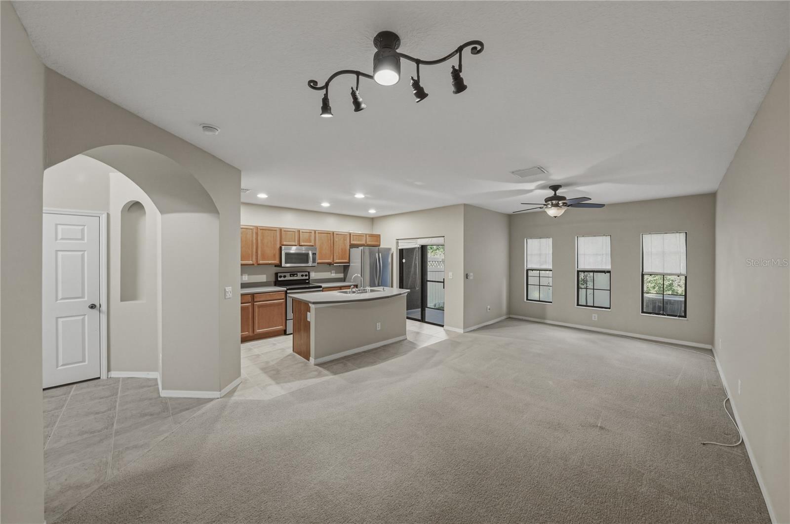 Image 4 of 40 For 30131 Mossbank Drive