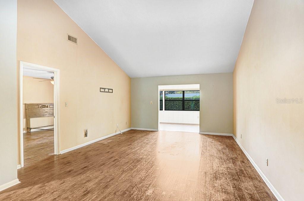 Image 17 of 28 For 2025 Sylvester Road C2