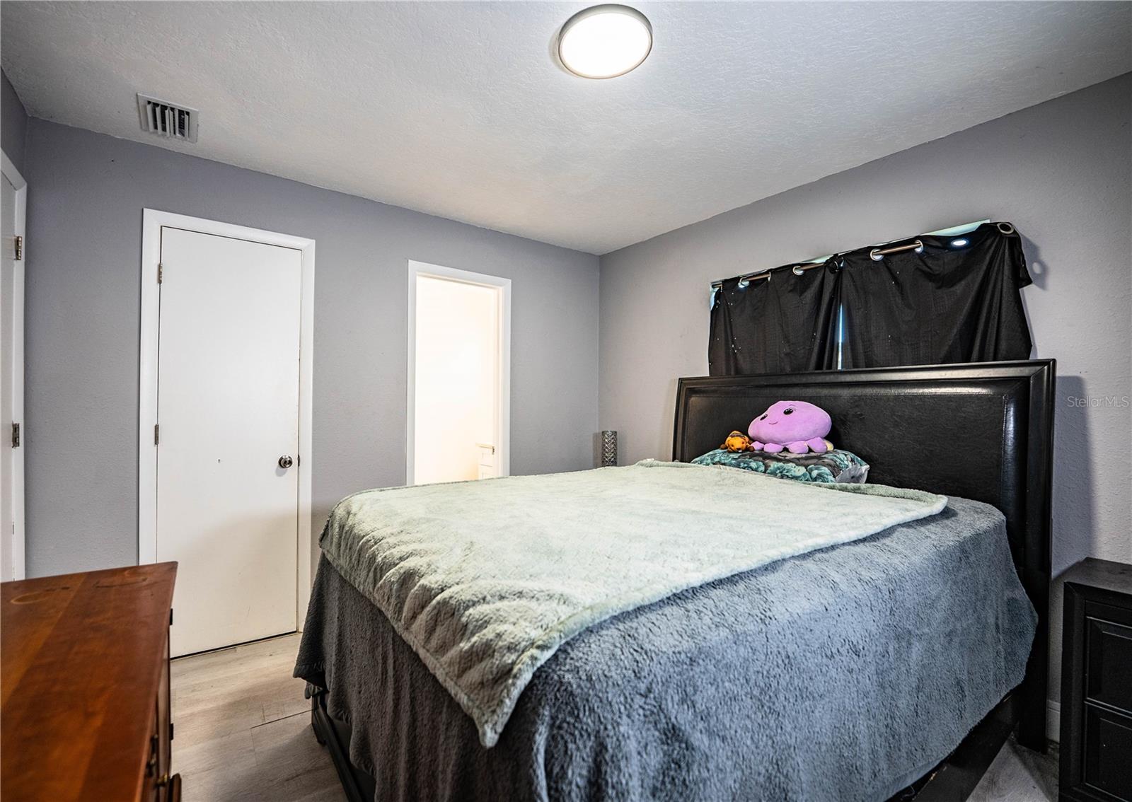 Image 15 of 34 For 1015 Carefree Cove Drive