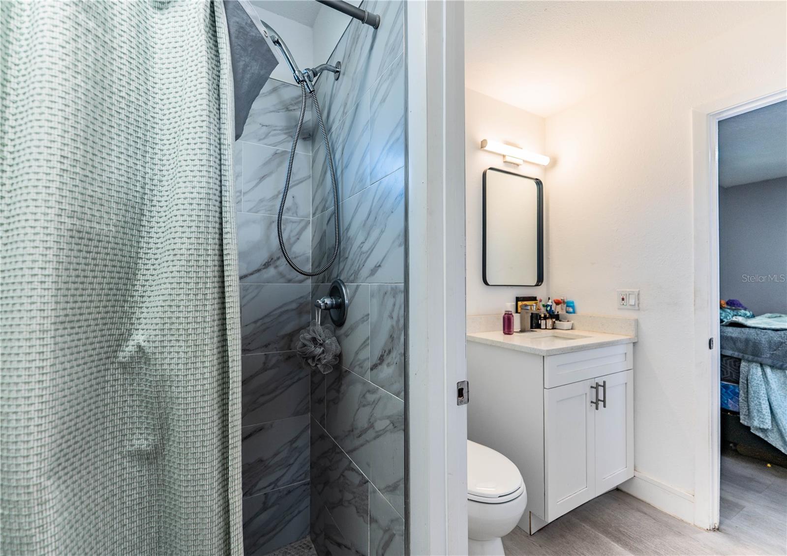 Image 17 of 34 For 1015 Carefree Cove Drive