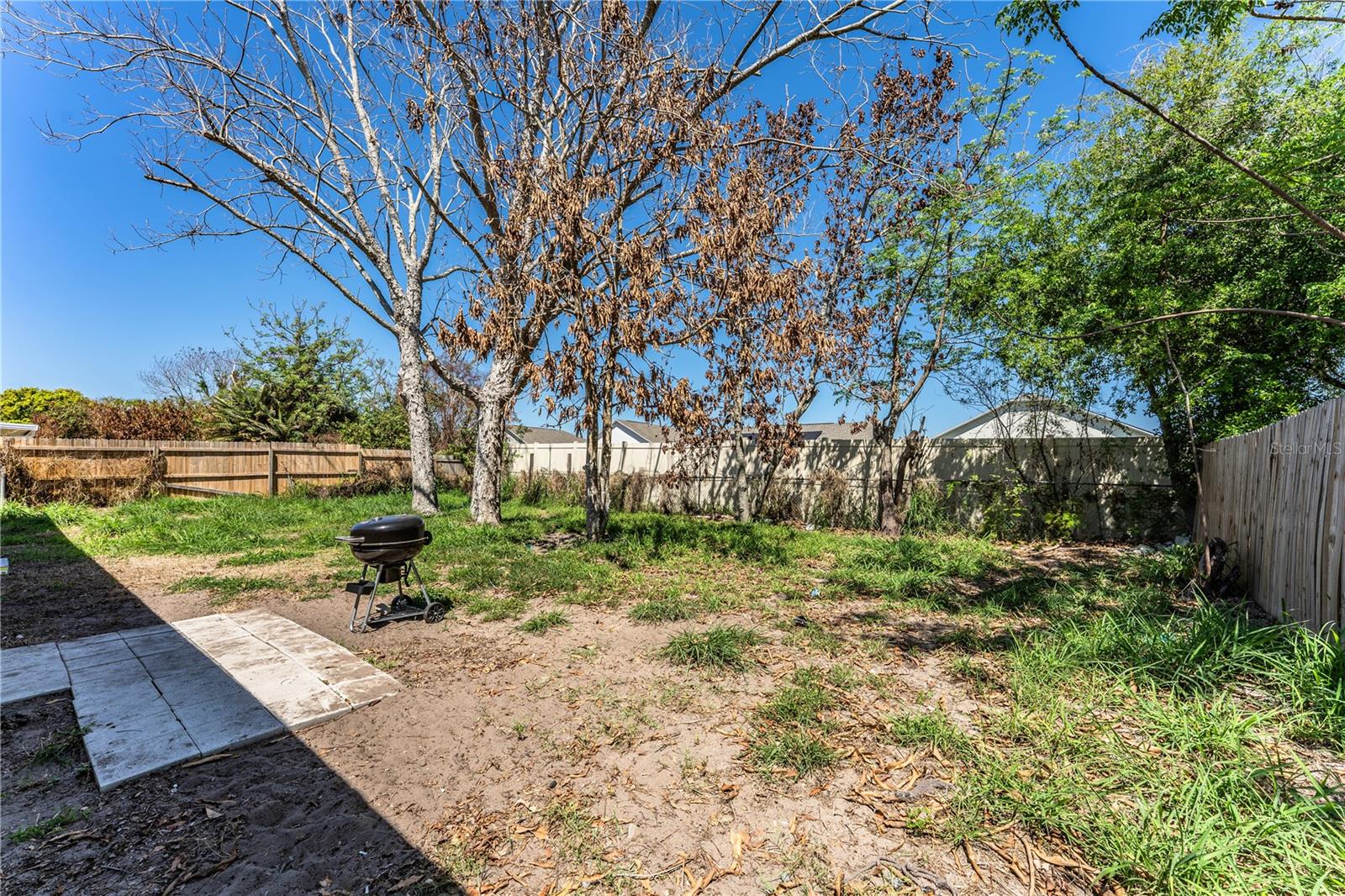 Image 25 of 34 For 1015 Carefree Cove Drive