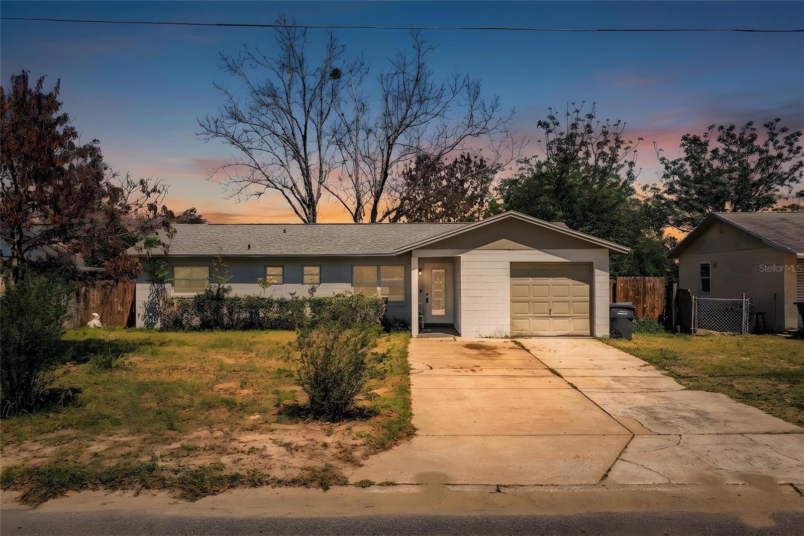 Image 34 of 34 For 1015 Carefree Cove Drive