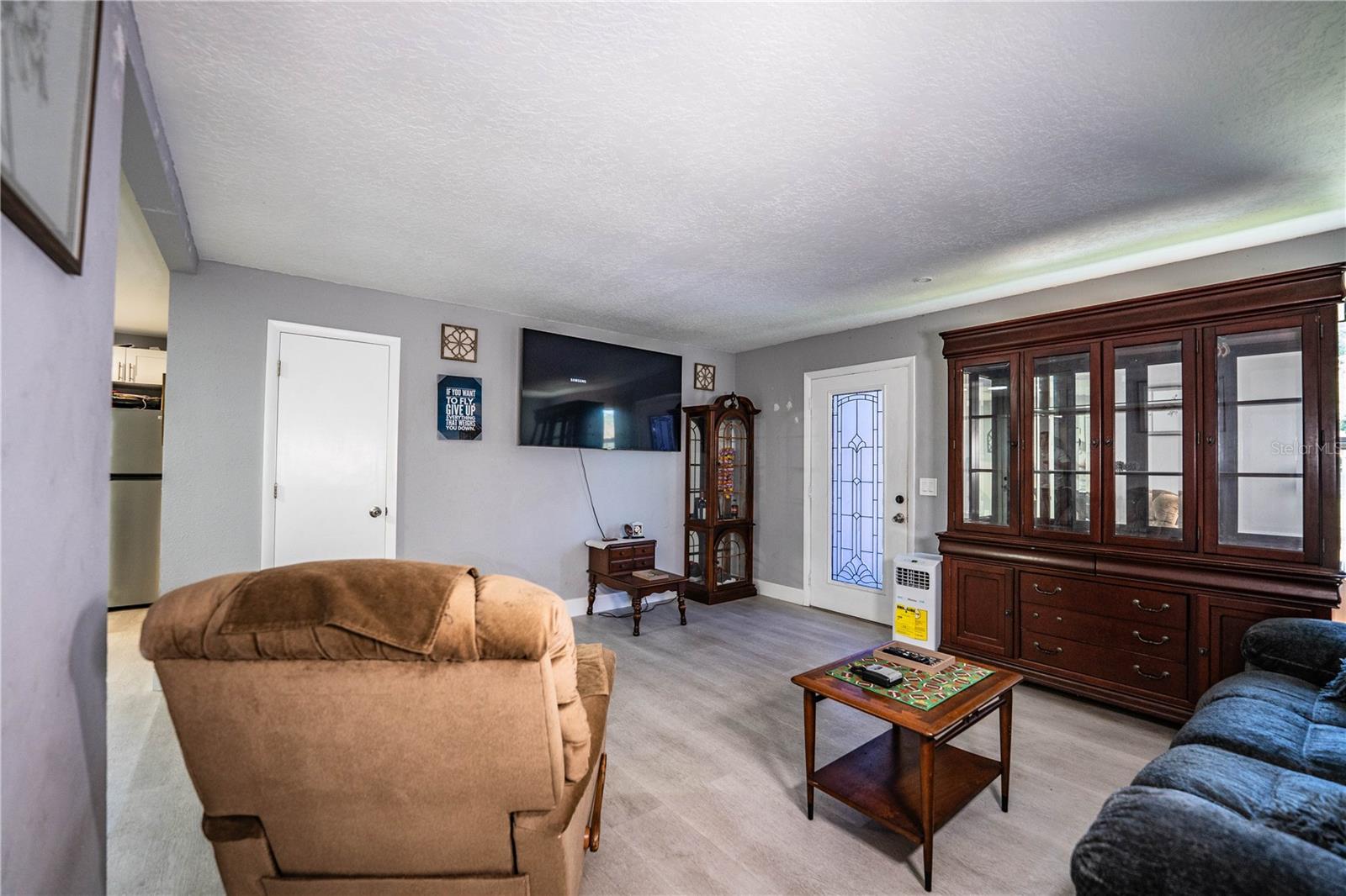 Image 8 of 34 For 1015 Carefree Cove Drive