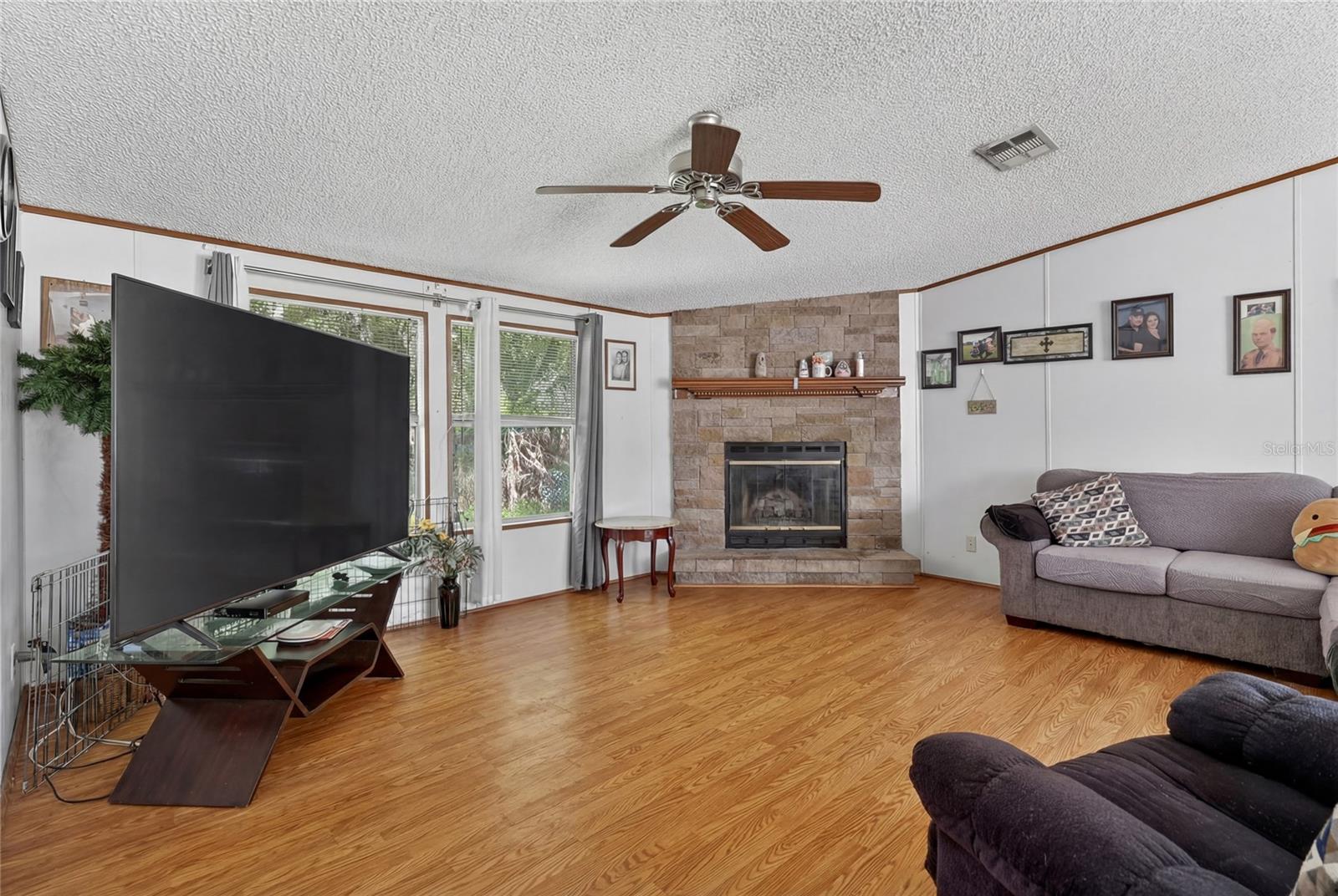 Image 11 of 43 For 2916 Keene Country Court