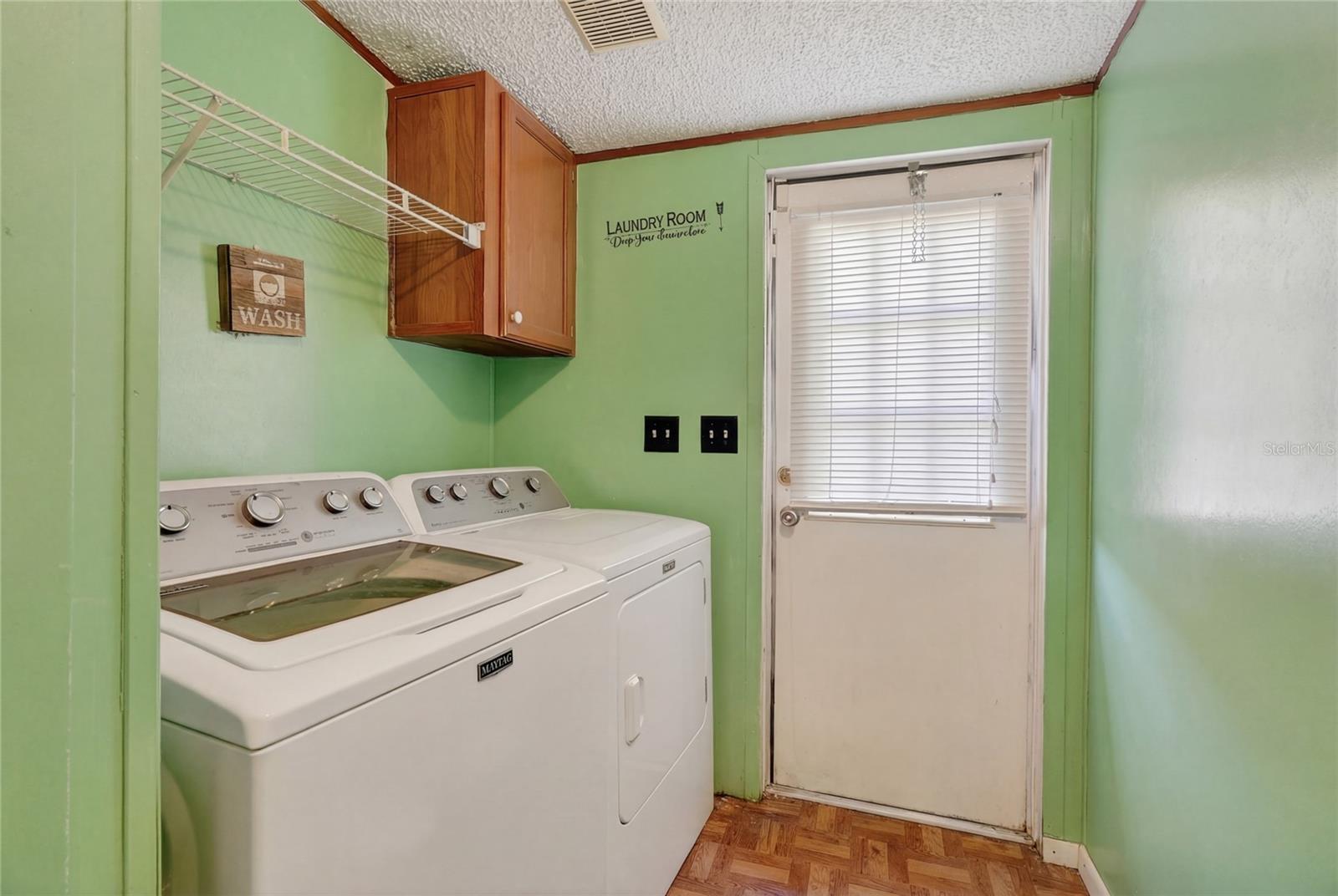 Image 26 of 43 For 2916 Keene Country Court