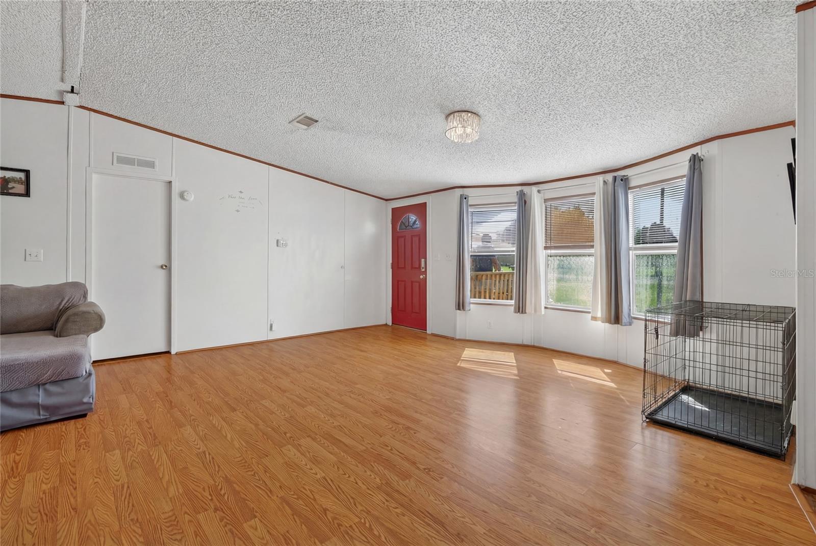 Image 6 of 43 For 2916 Keene Country Court