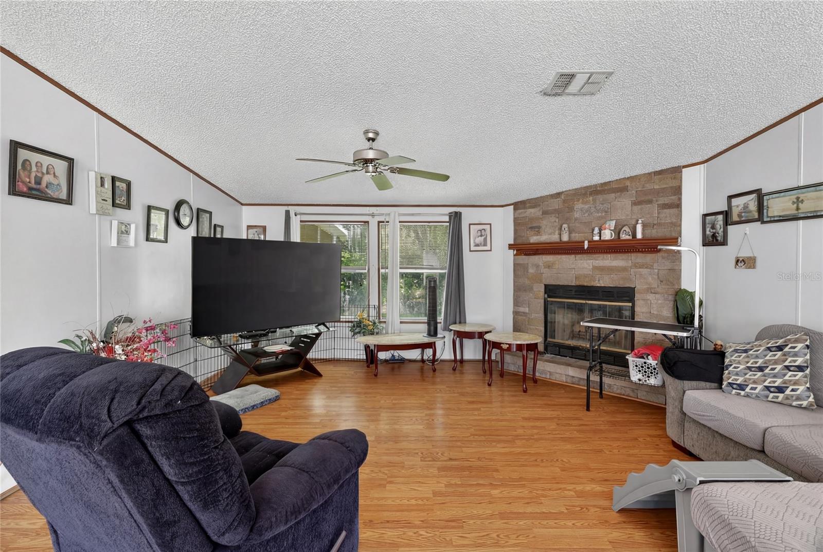 Image 9 of 43 For 2916 Keene Country Court